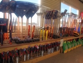 18_shovels_rakes_mattoks_garden_tools